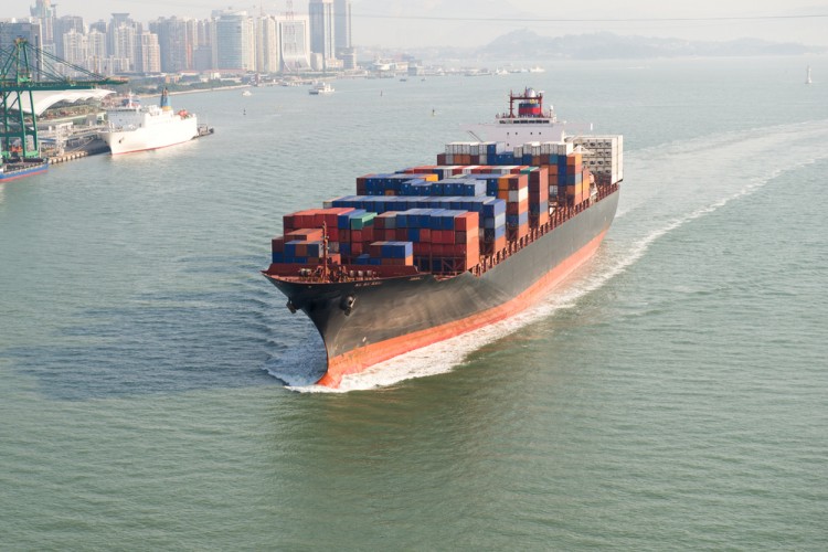 Dev gemi siparişleri limancıları ‘ek yatırım’ telaşına düşürdü